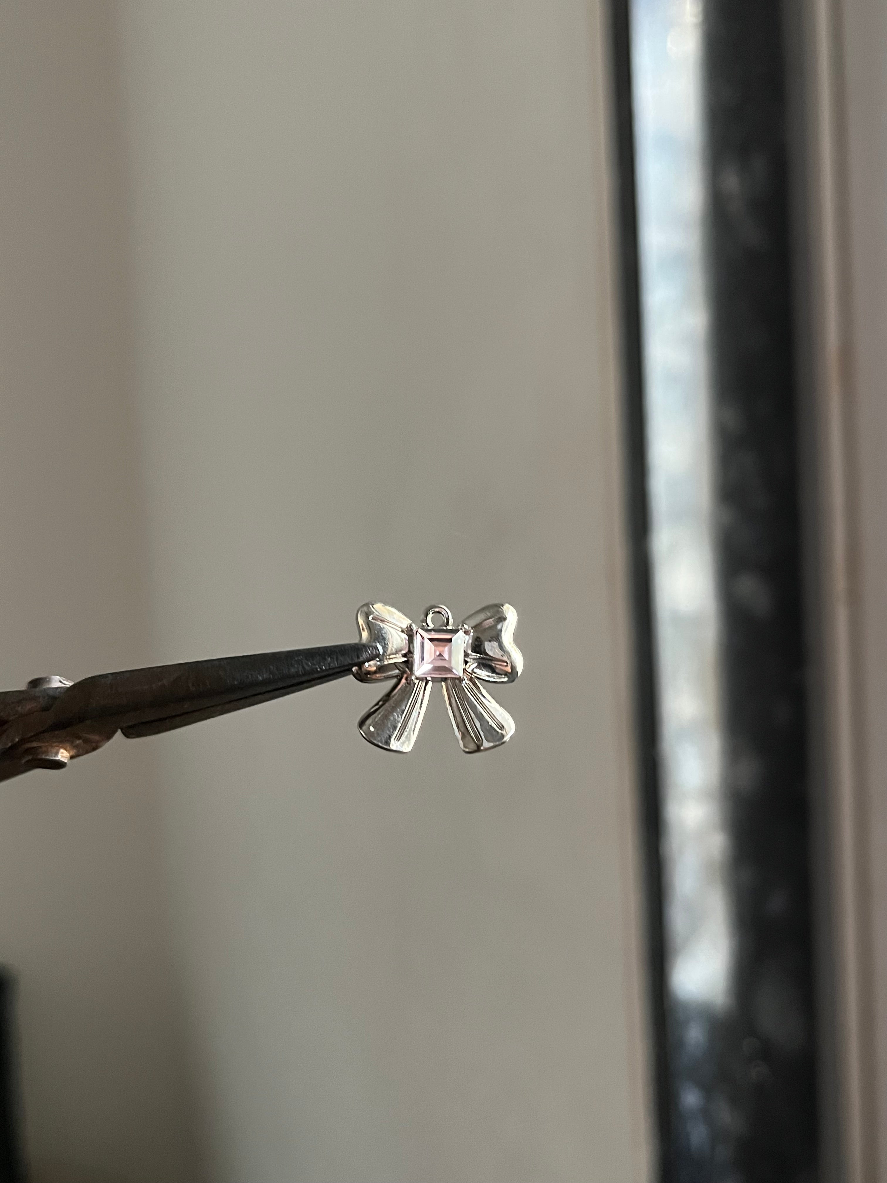 pink diamond bow charm