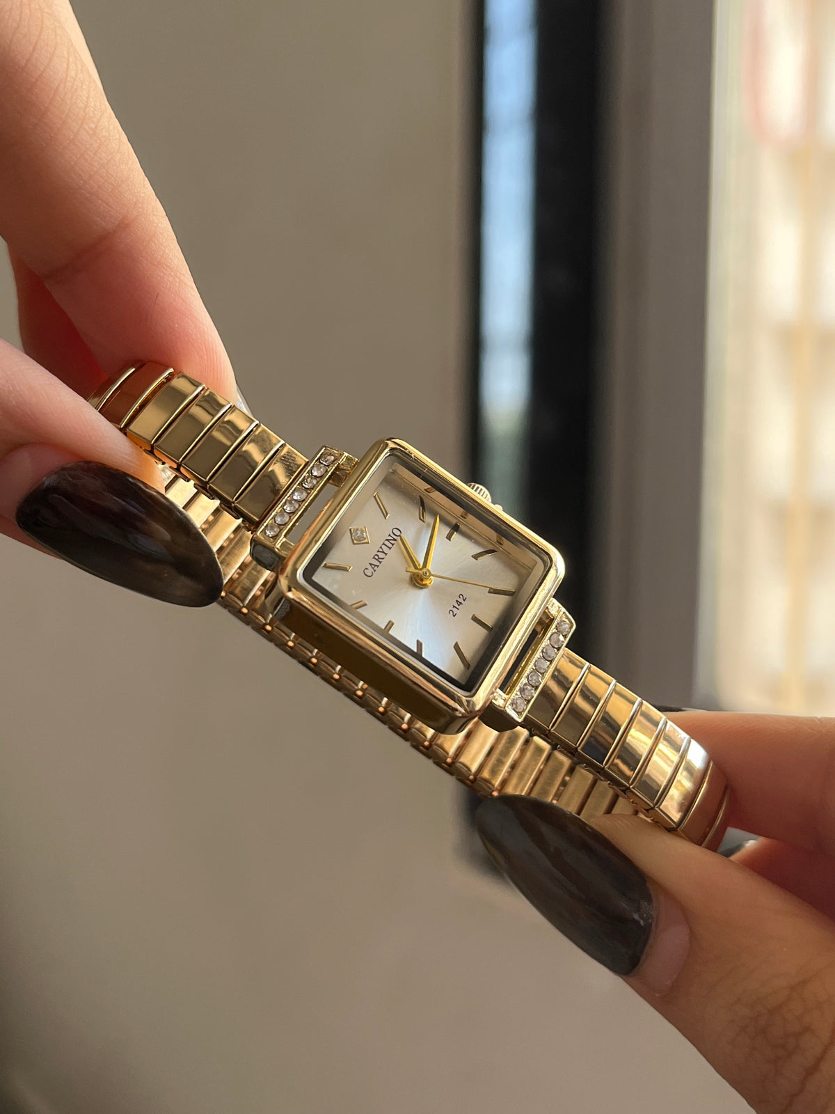 stretchable watch 12