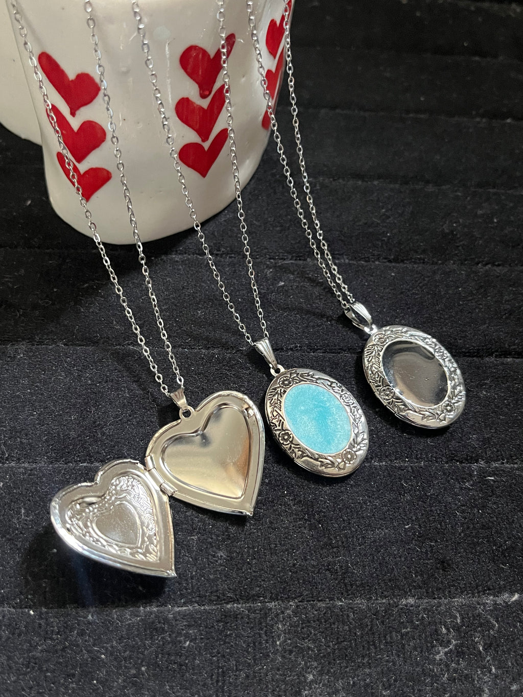 Silver vintage openable photo pendants