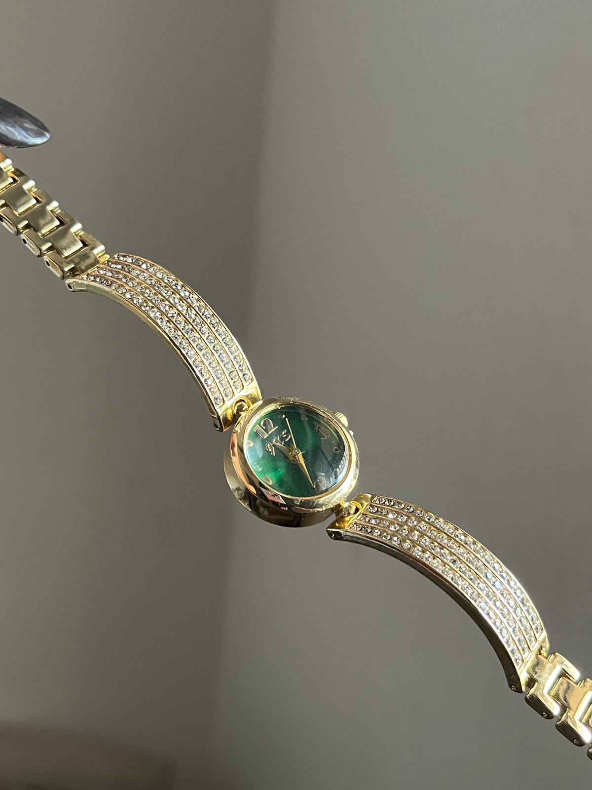 vintage watch 89