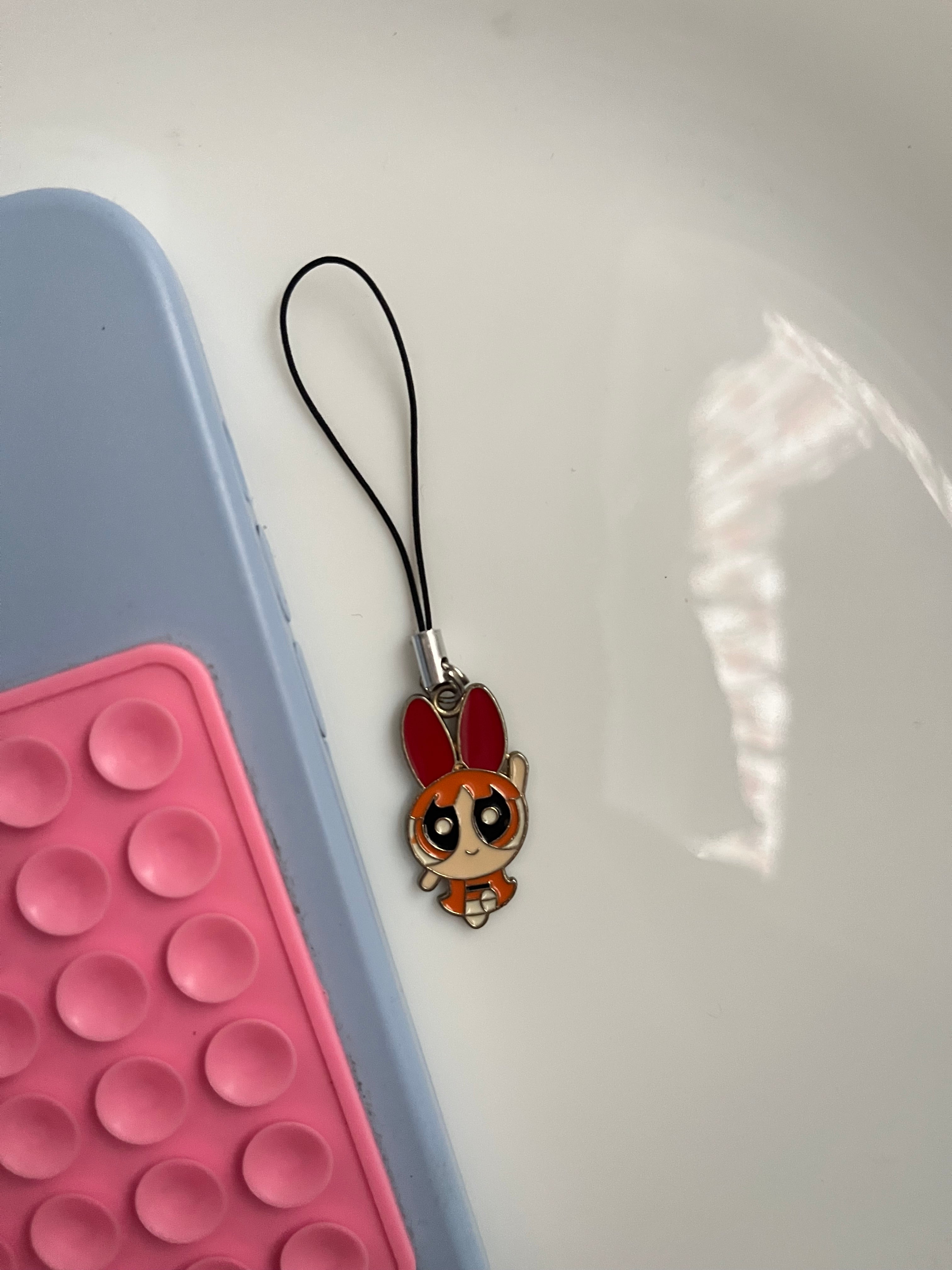 blossom 2.0 phone hanging