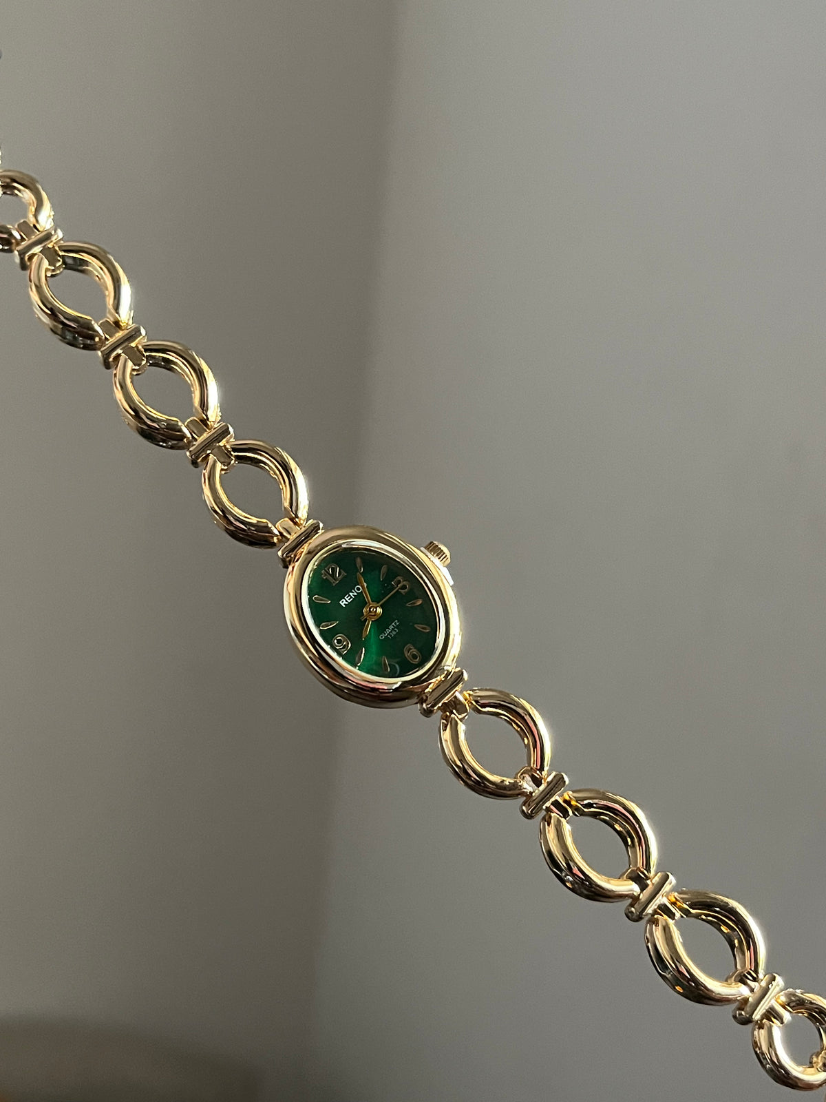 vintage watch 28