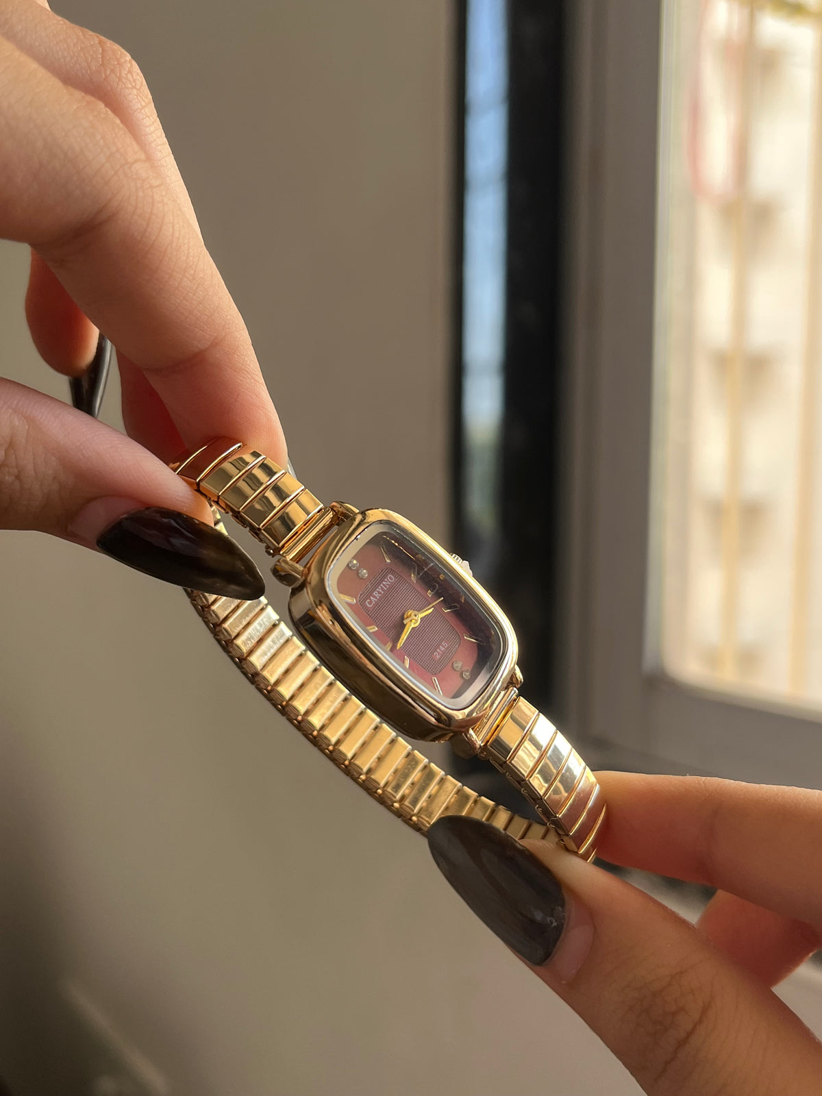 stretchable watch 16