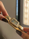 stretchable watch 14