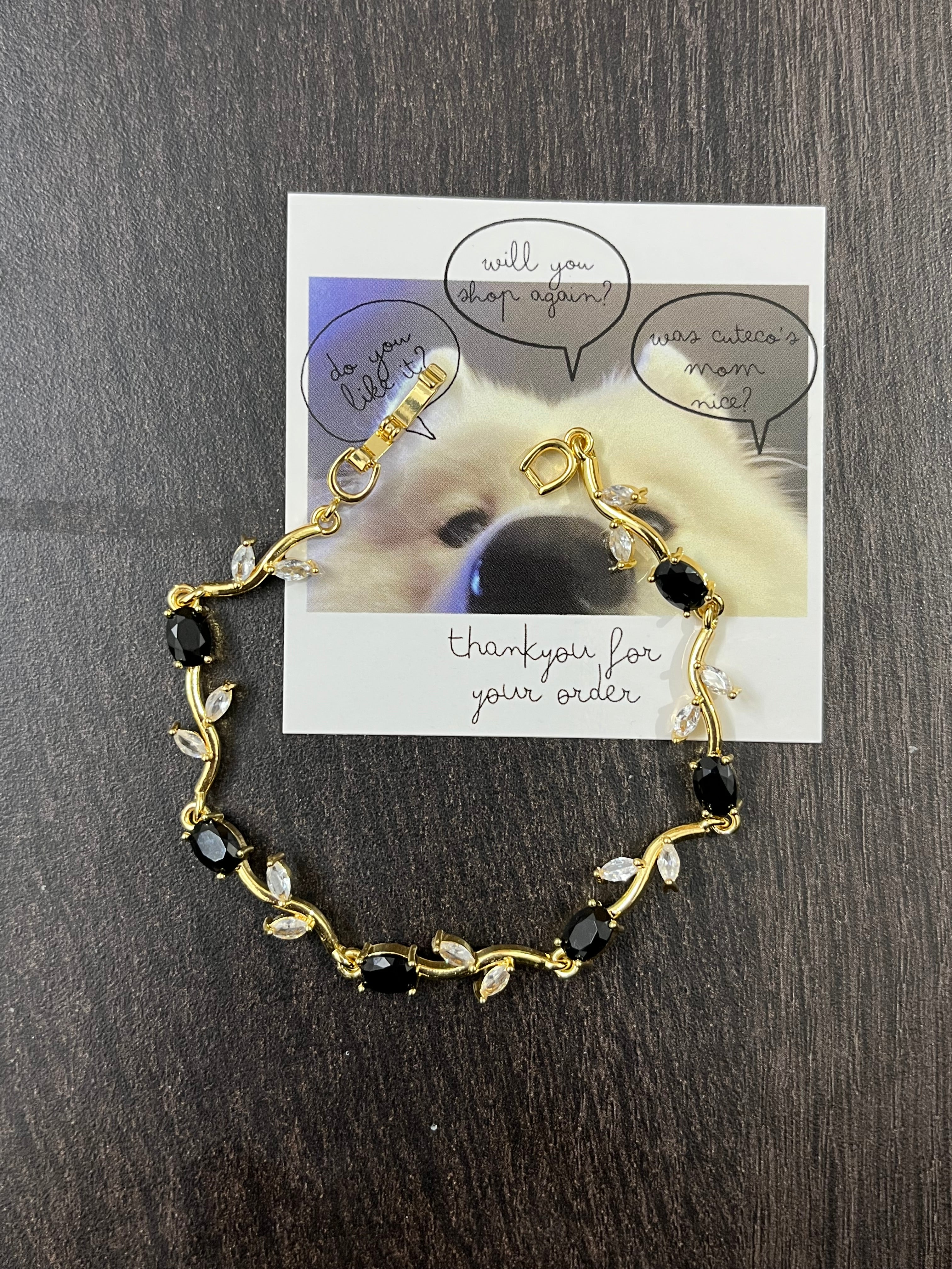 b&w tulip bracelet