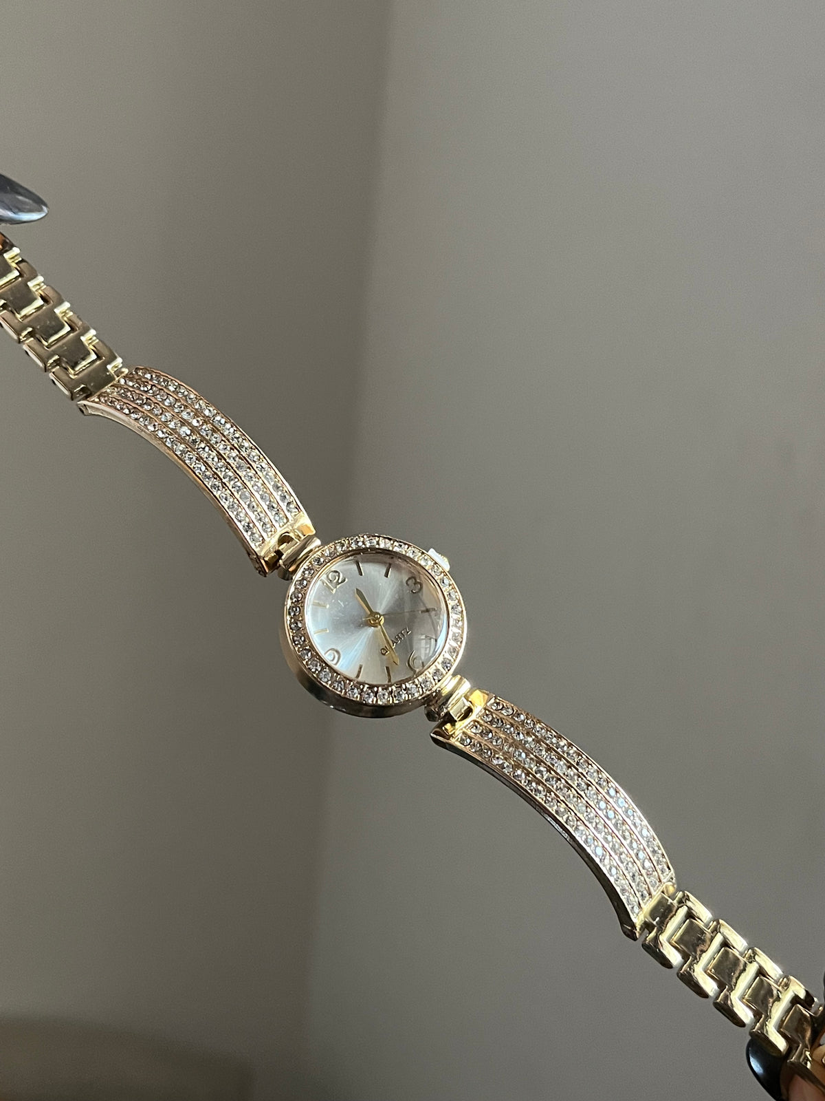 vintage watch 33