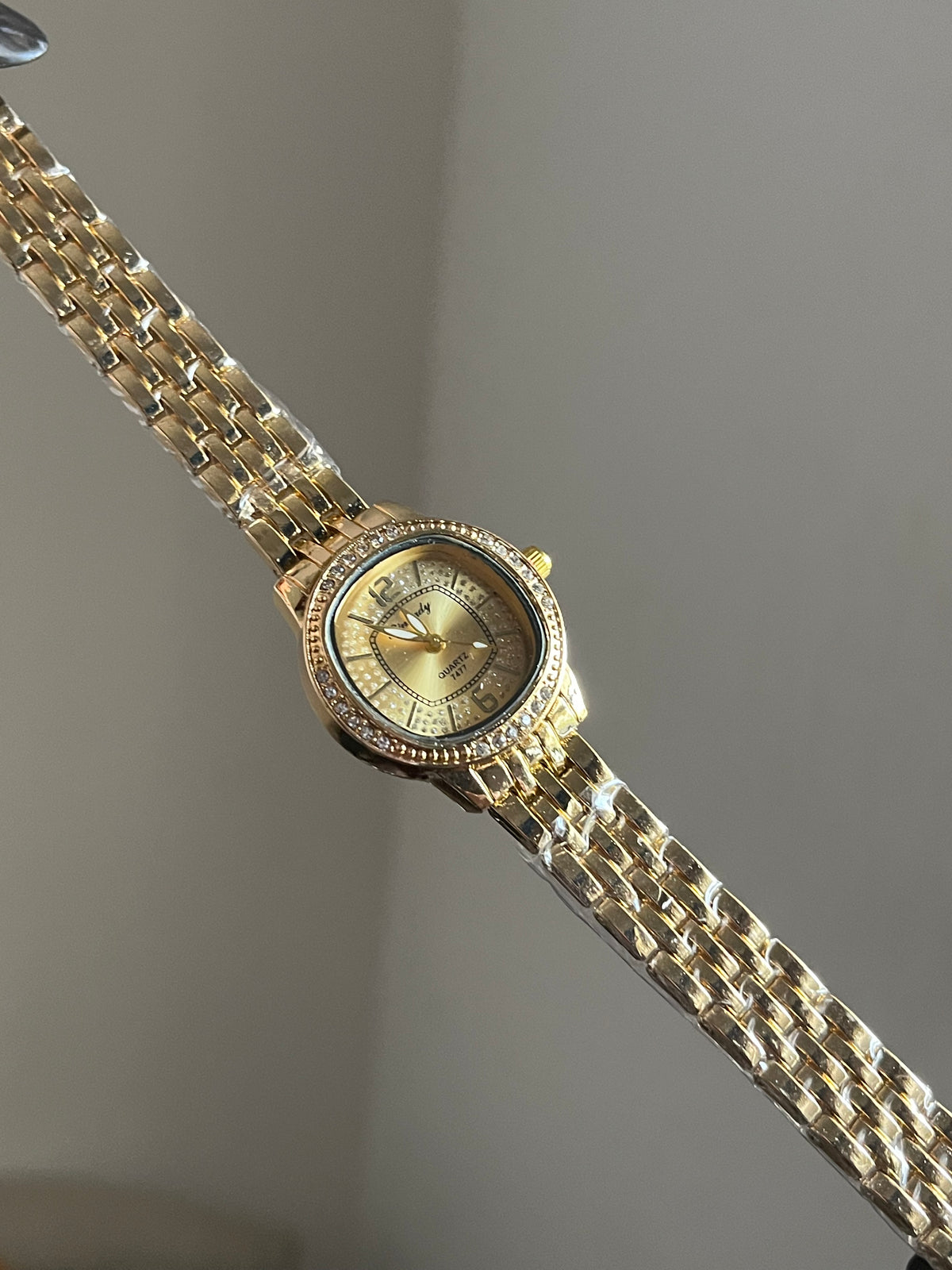 vintage watch 23