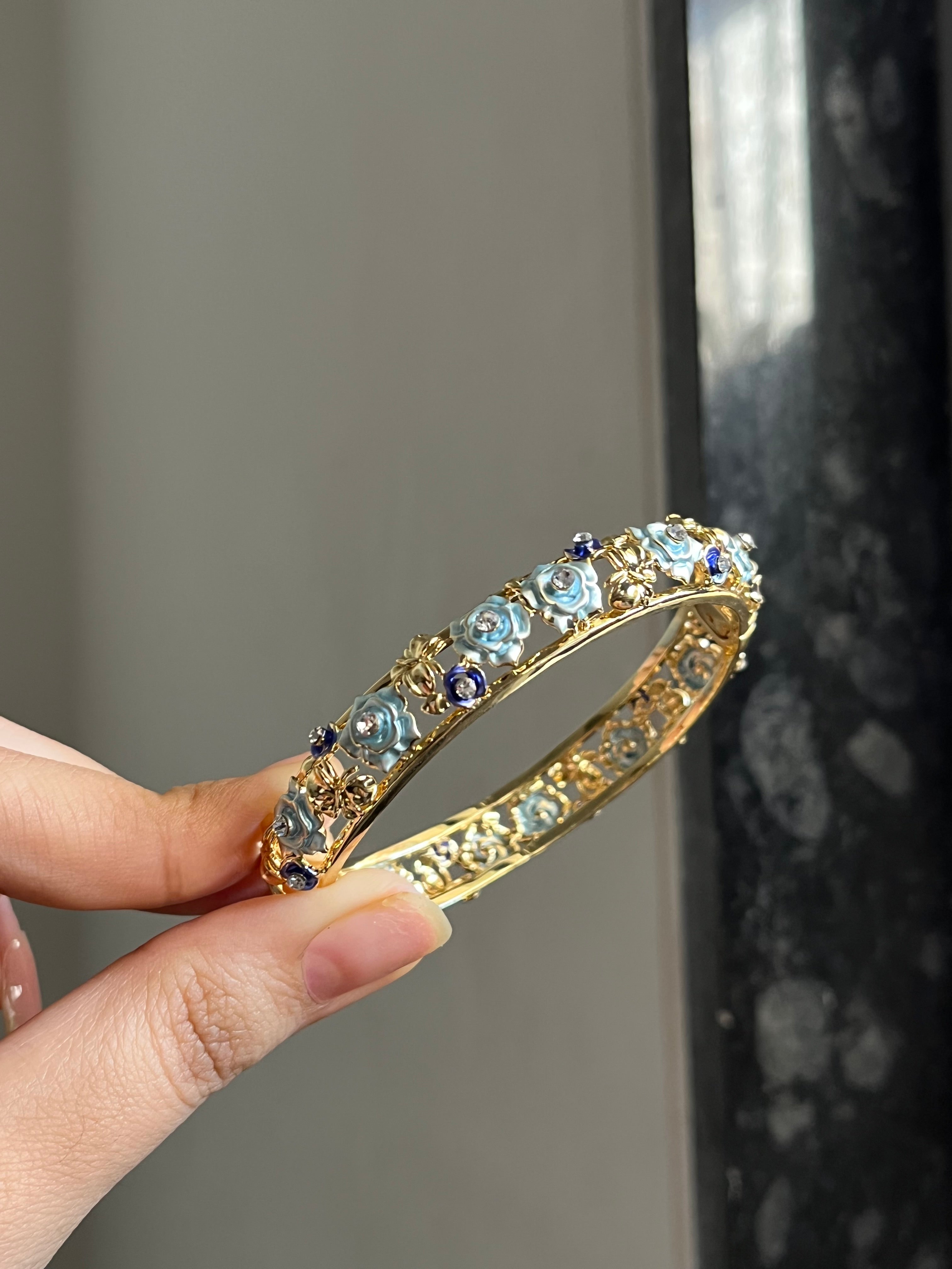 Pastel blue floral bangle