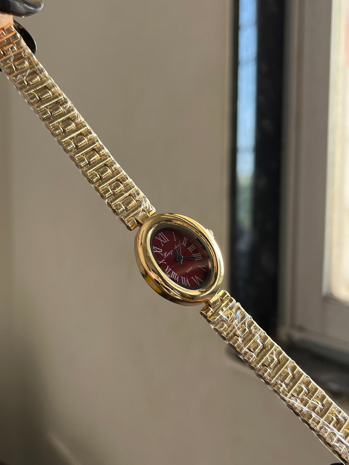 vintage watch 83