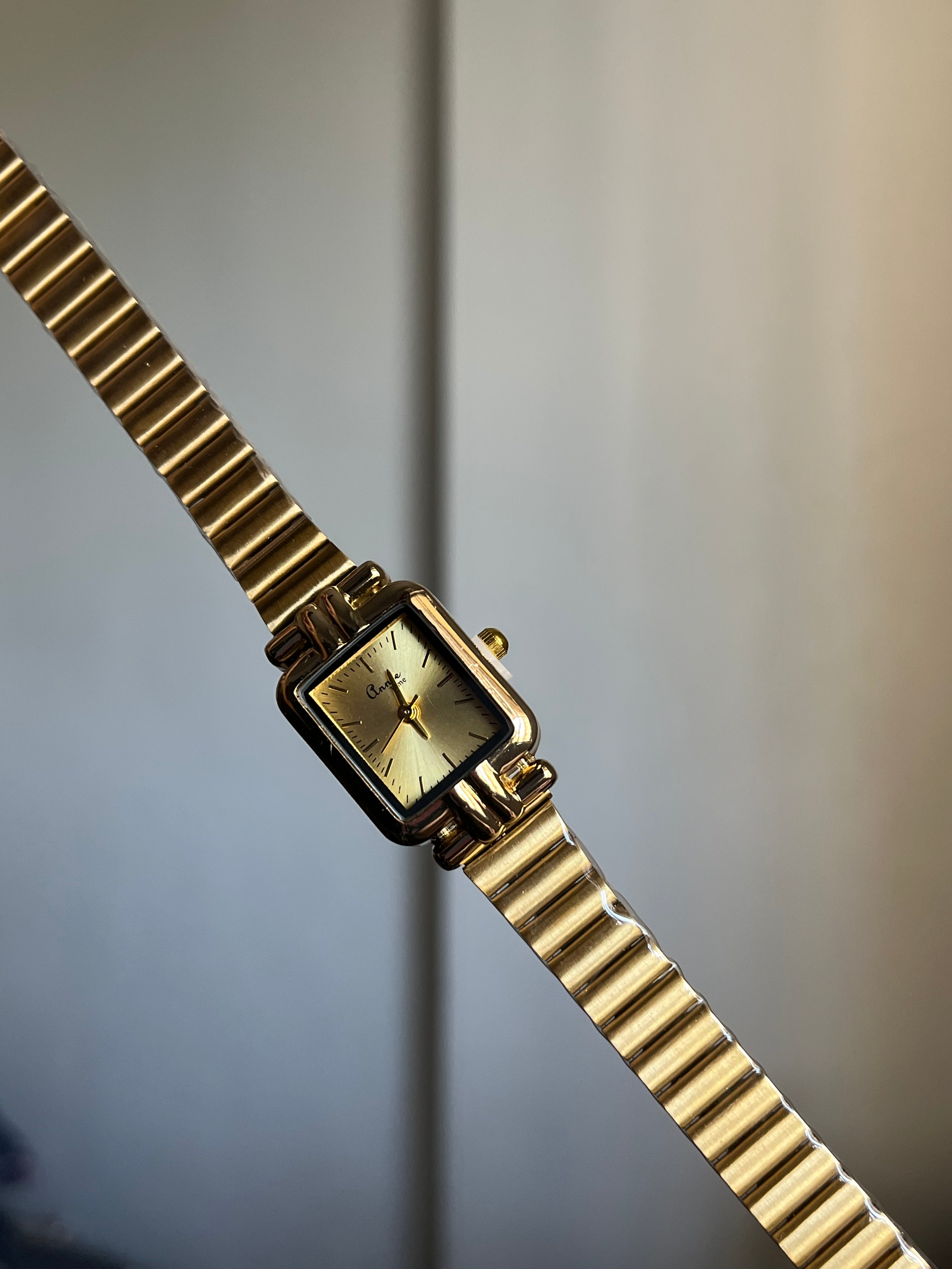 astoria watch