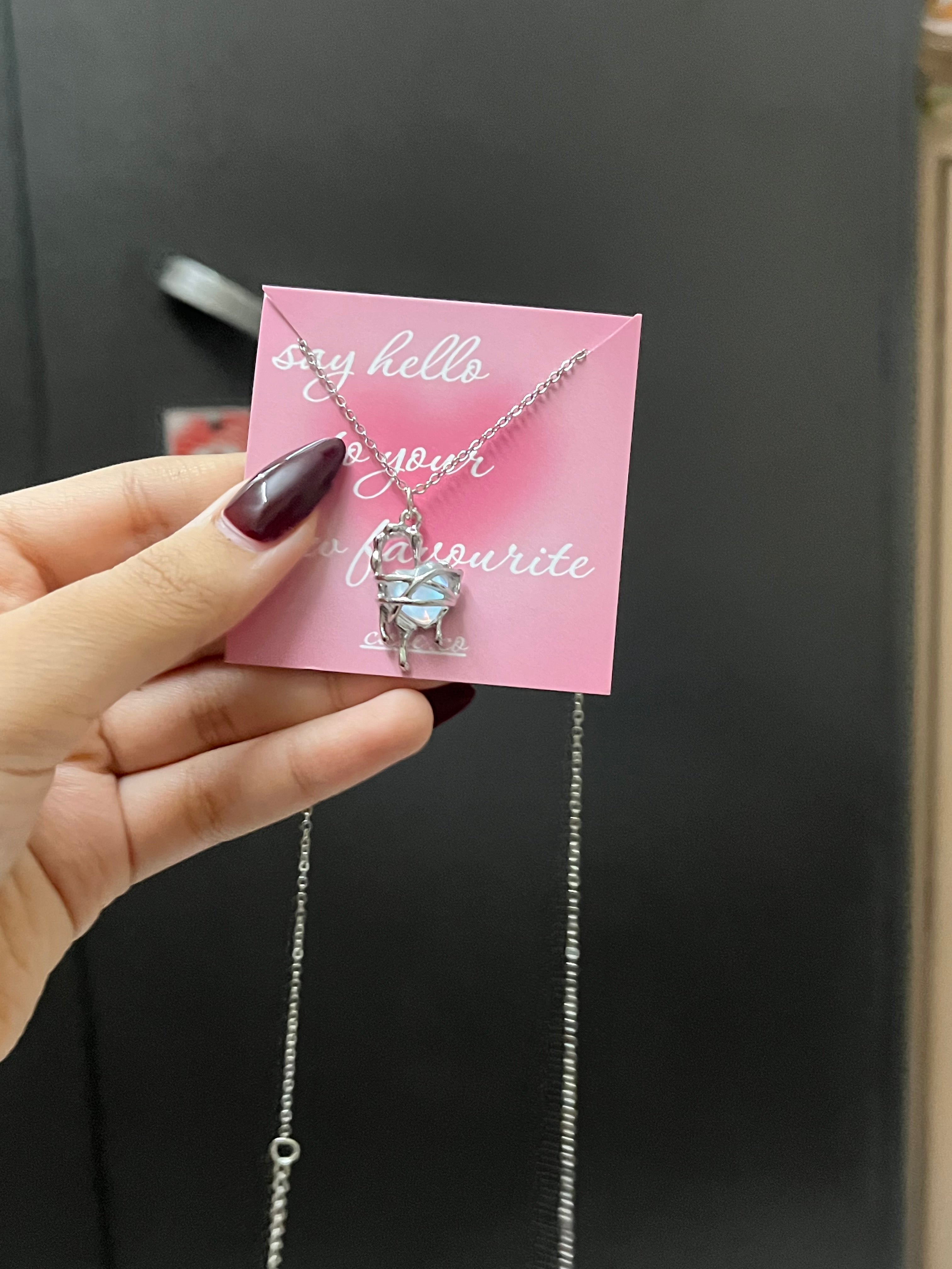 trapped heart chain