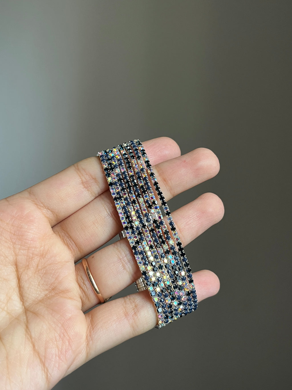 b&w sparkling bracelet