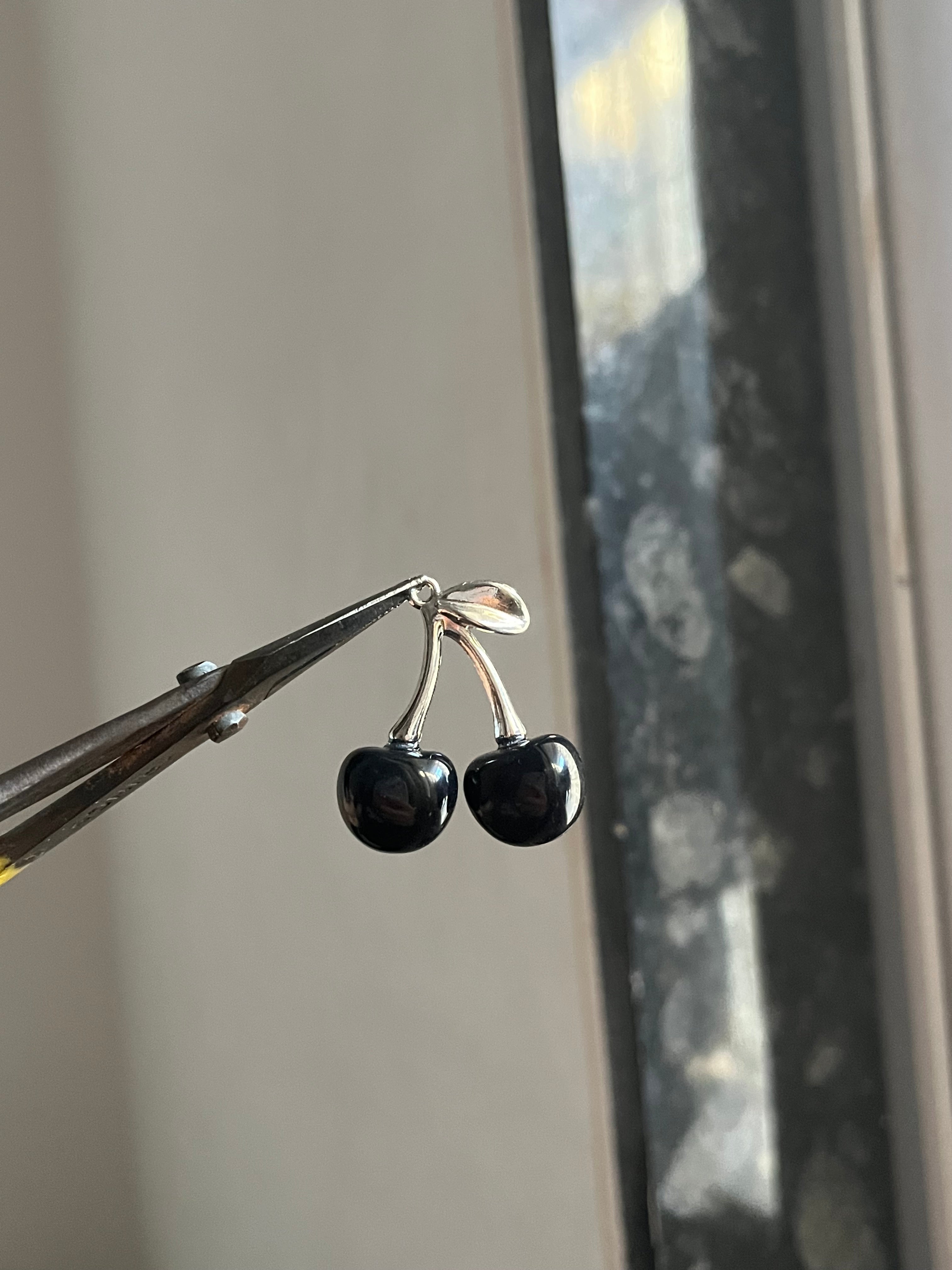 black cherry charm