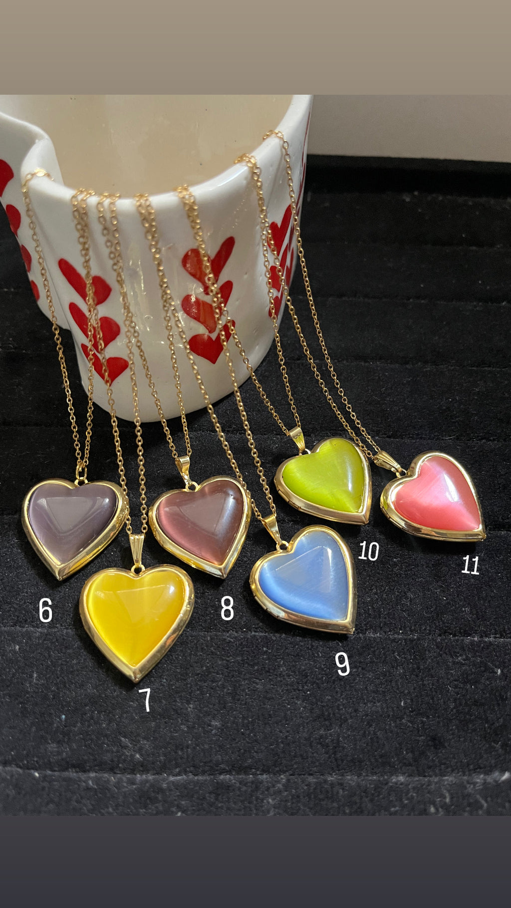 Openable monalisa photo pendants