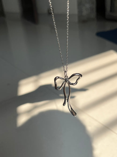 big bow chain