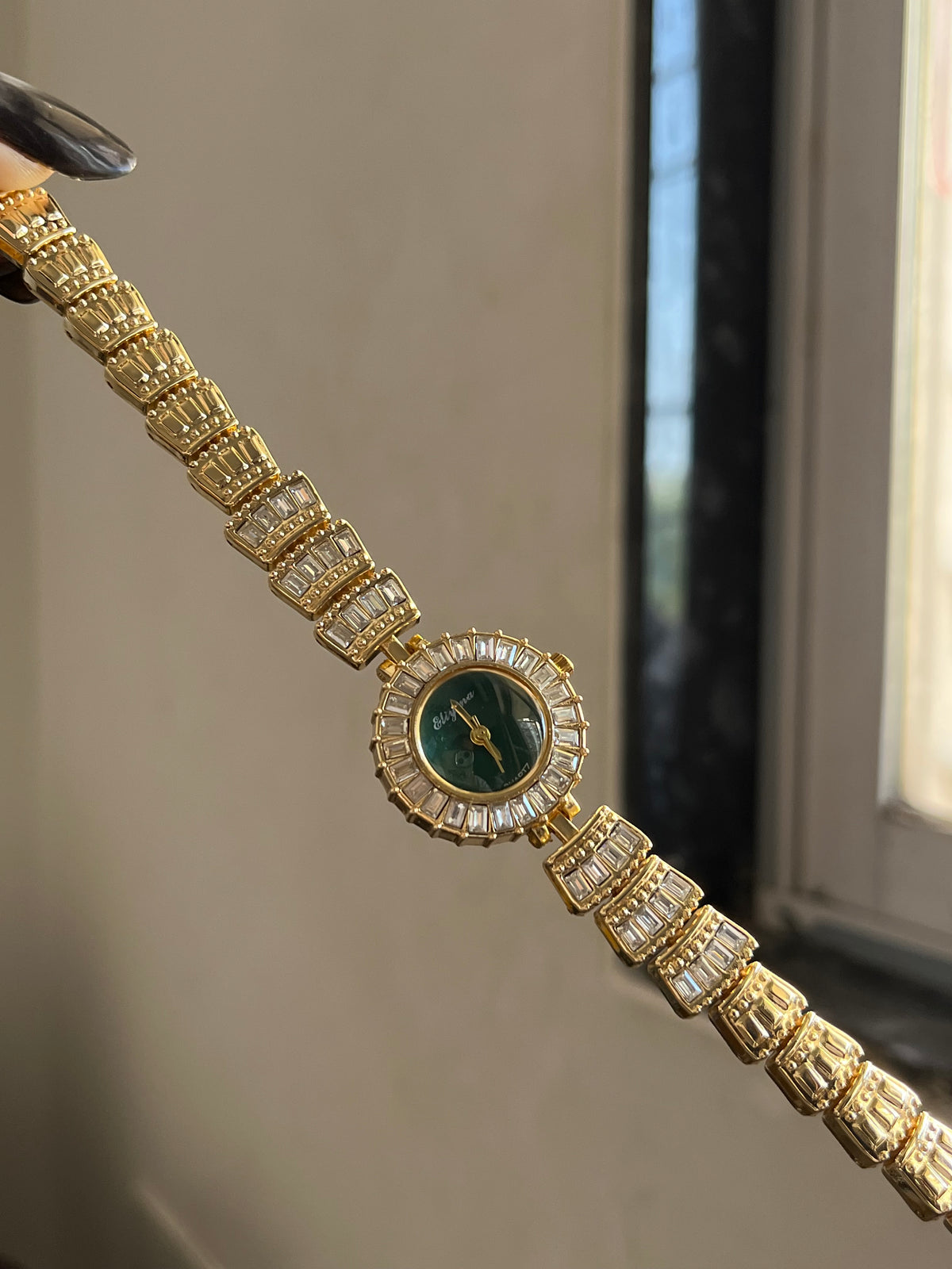 vintage watch 82