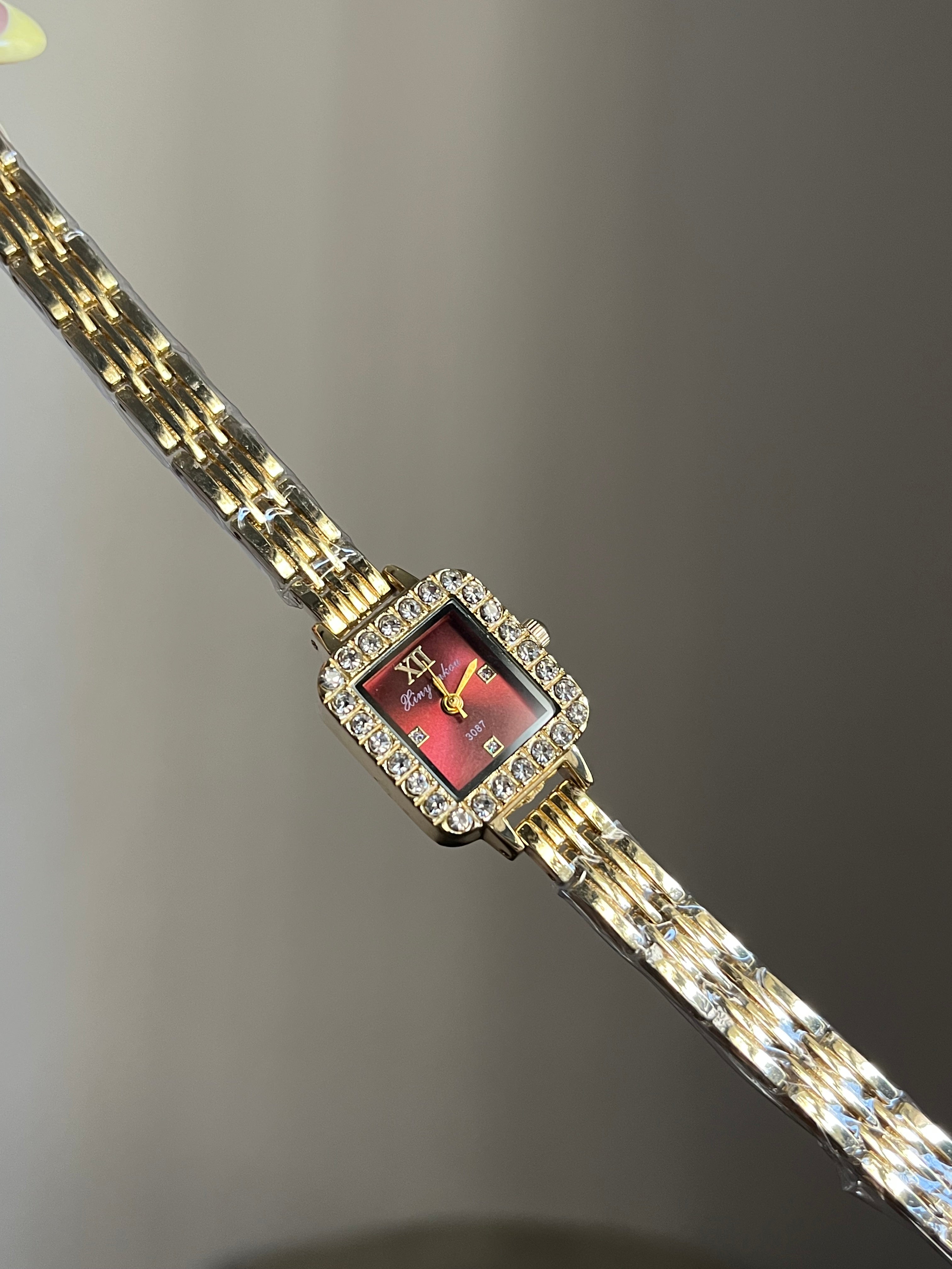 roselle watch