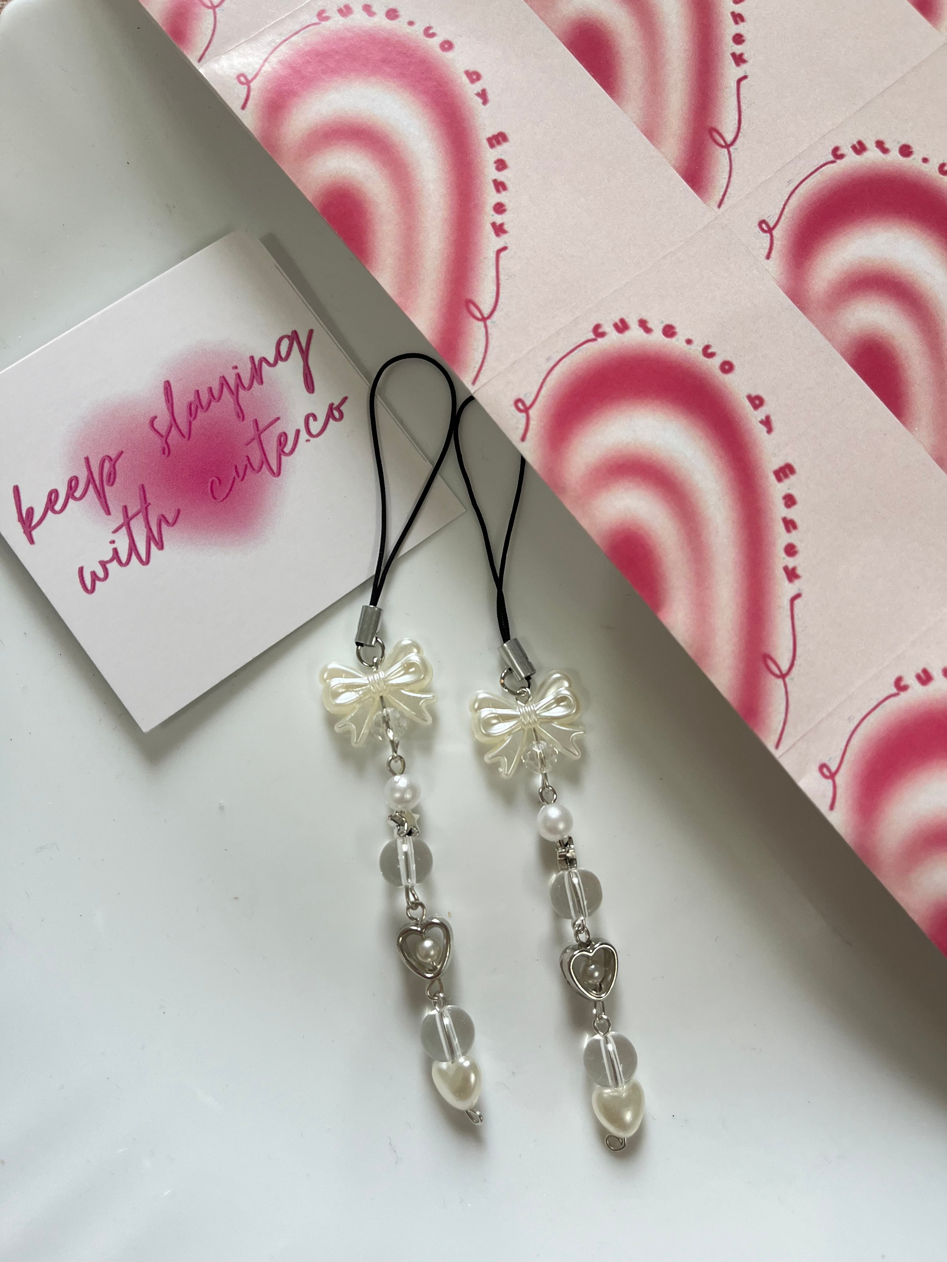 coquette phone hanging