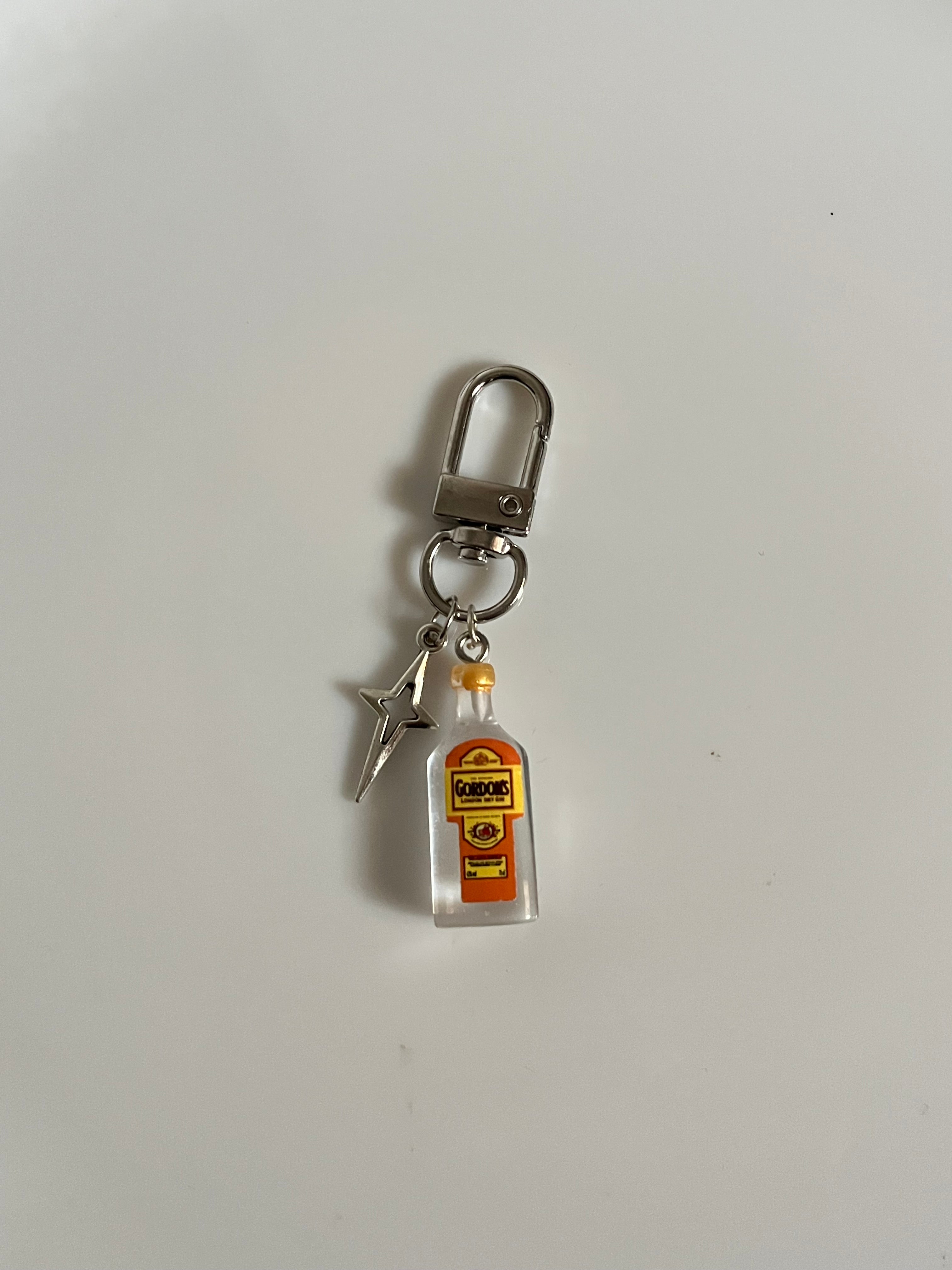 gordons liquor keychain