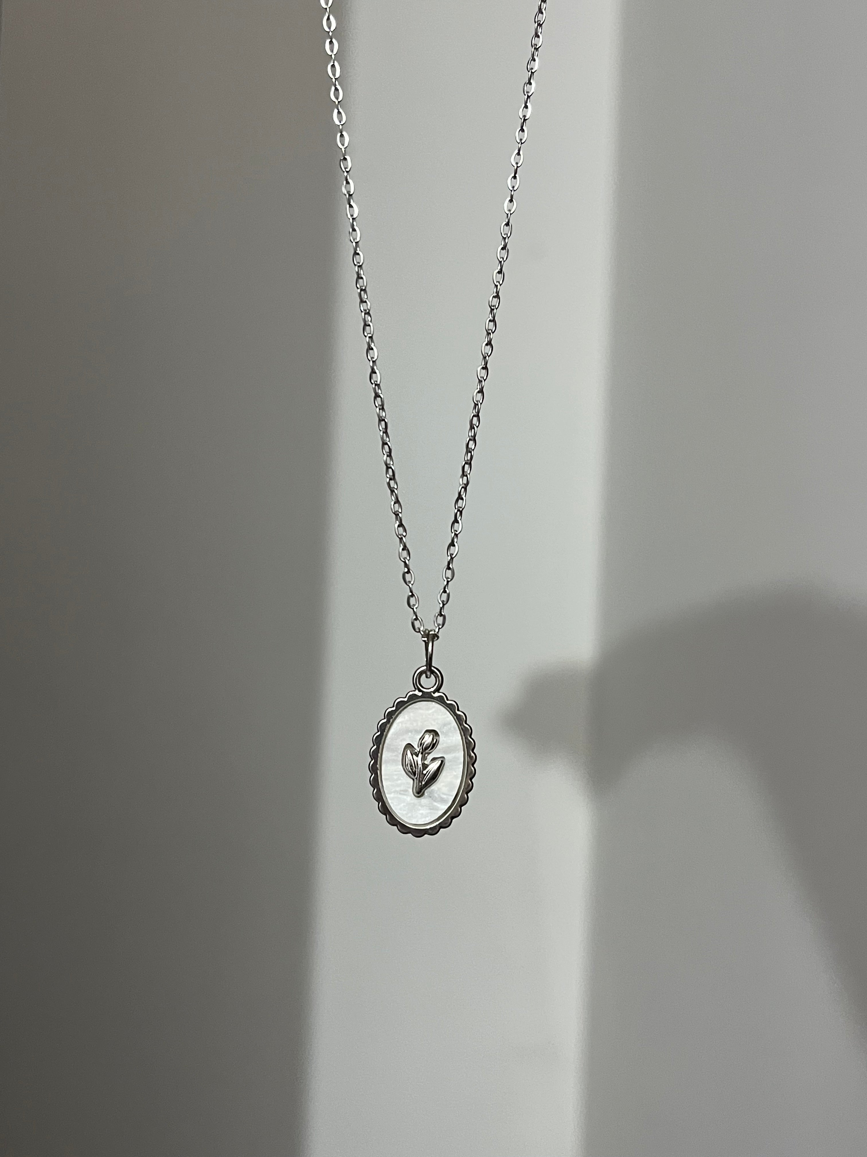 silver flower chain