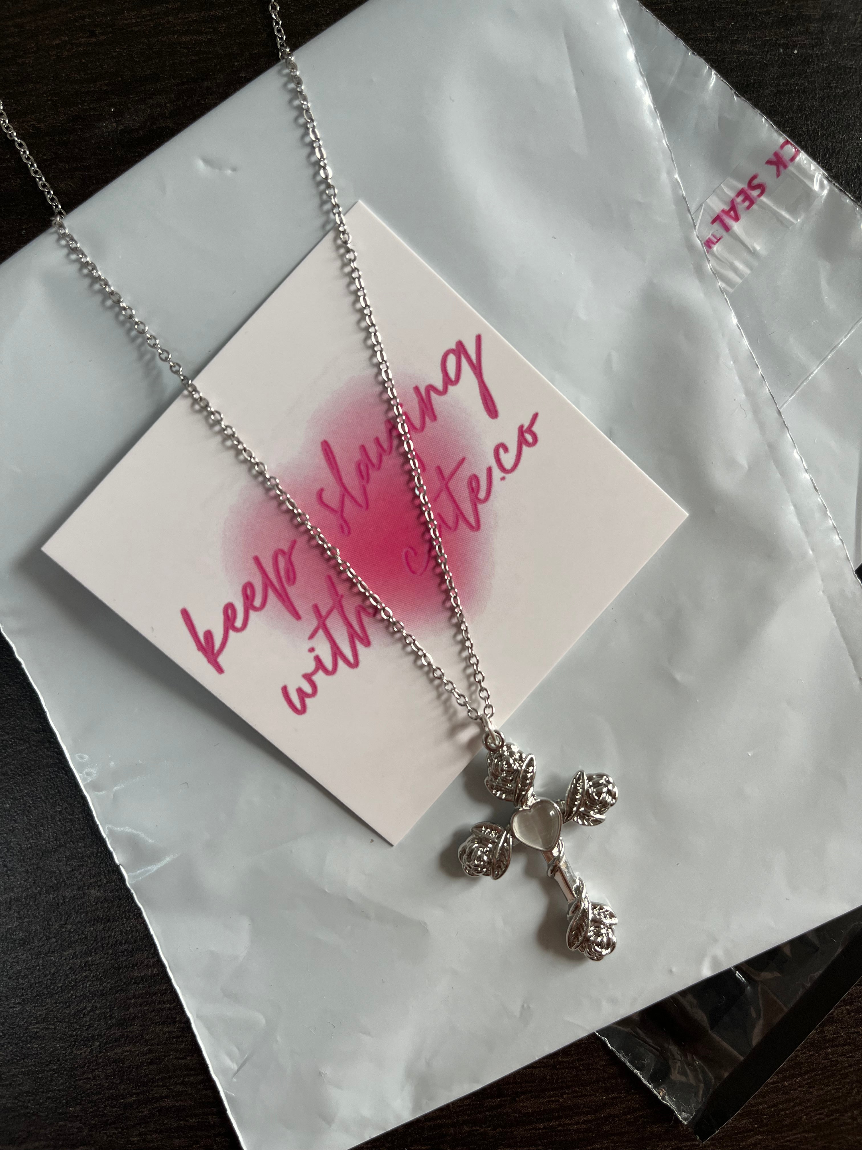 mighty grey cross chain