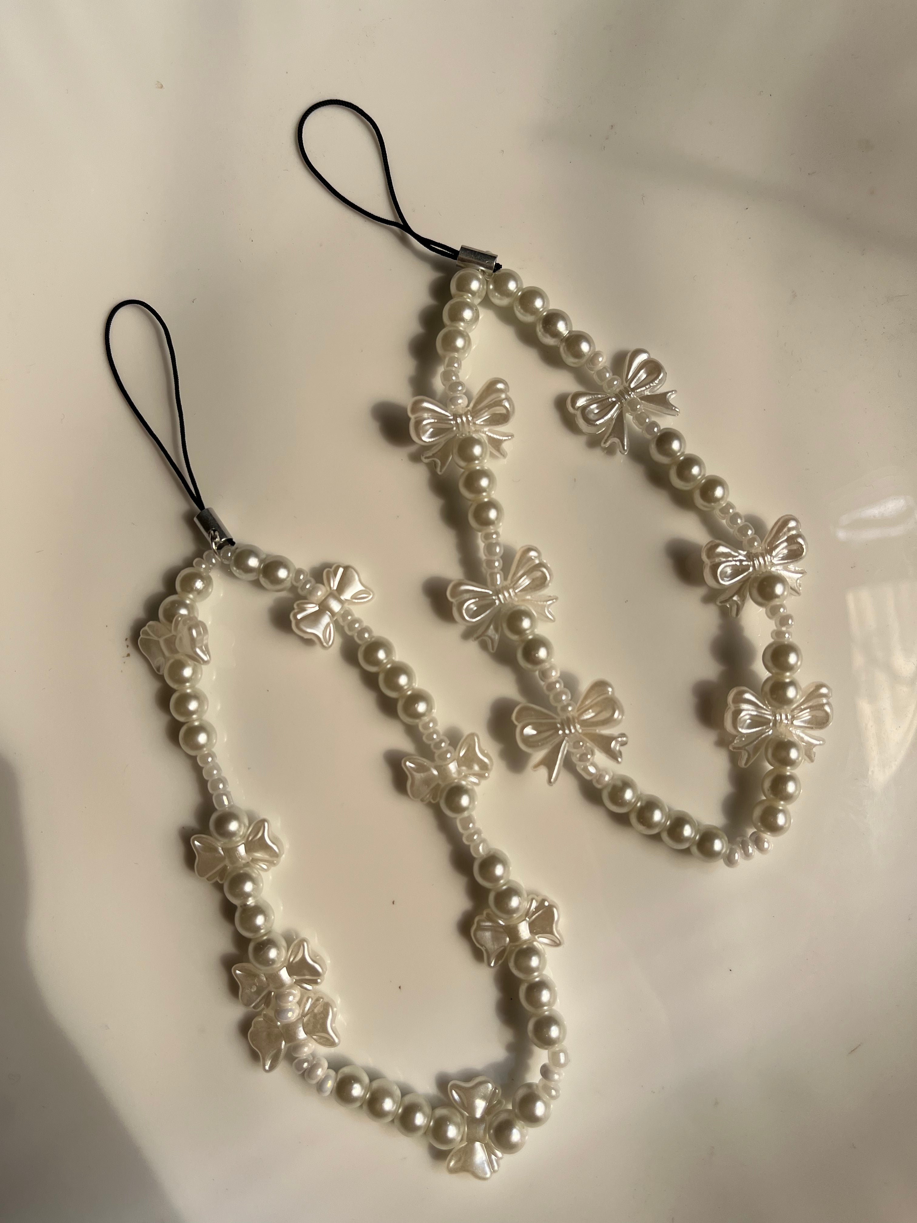 bow phone charm