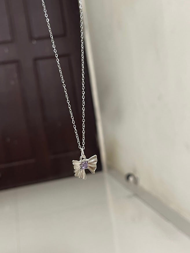 lillac diamond bow chain