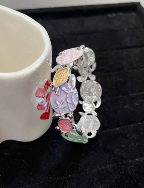 stretchable enamel bracaelet