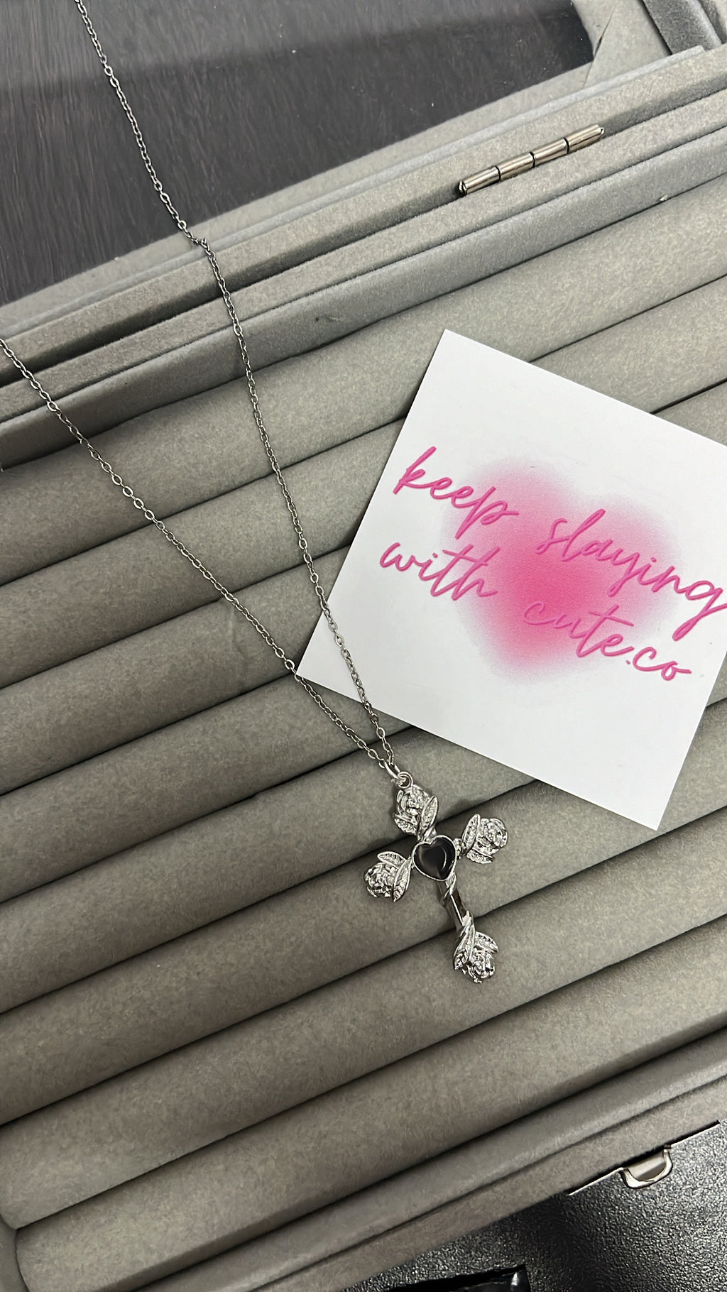 mighty black cross chain